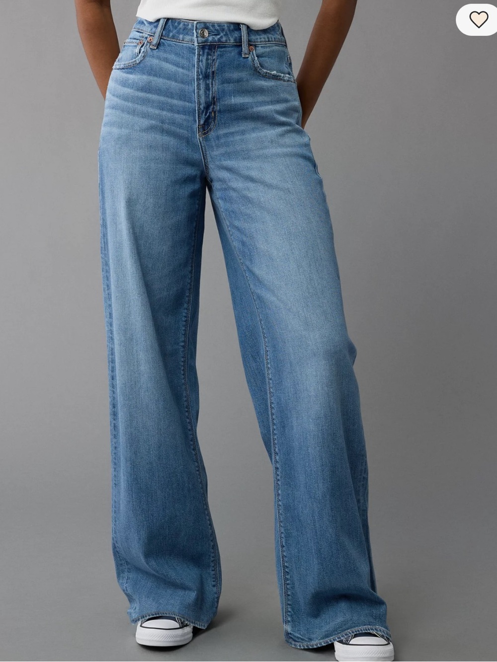 American Eagle Super High Rise Baggy Wide Leg Jeans Size 10L
